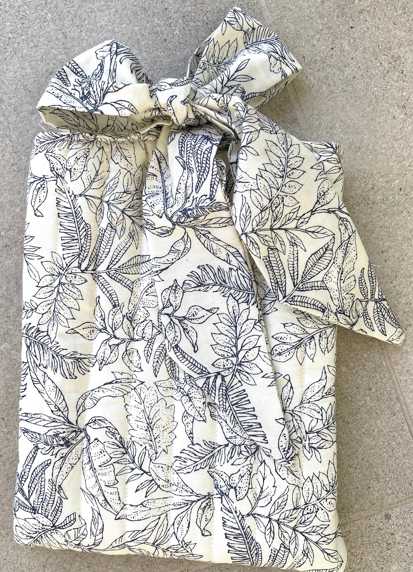 Quilted handmade bow pouch BF