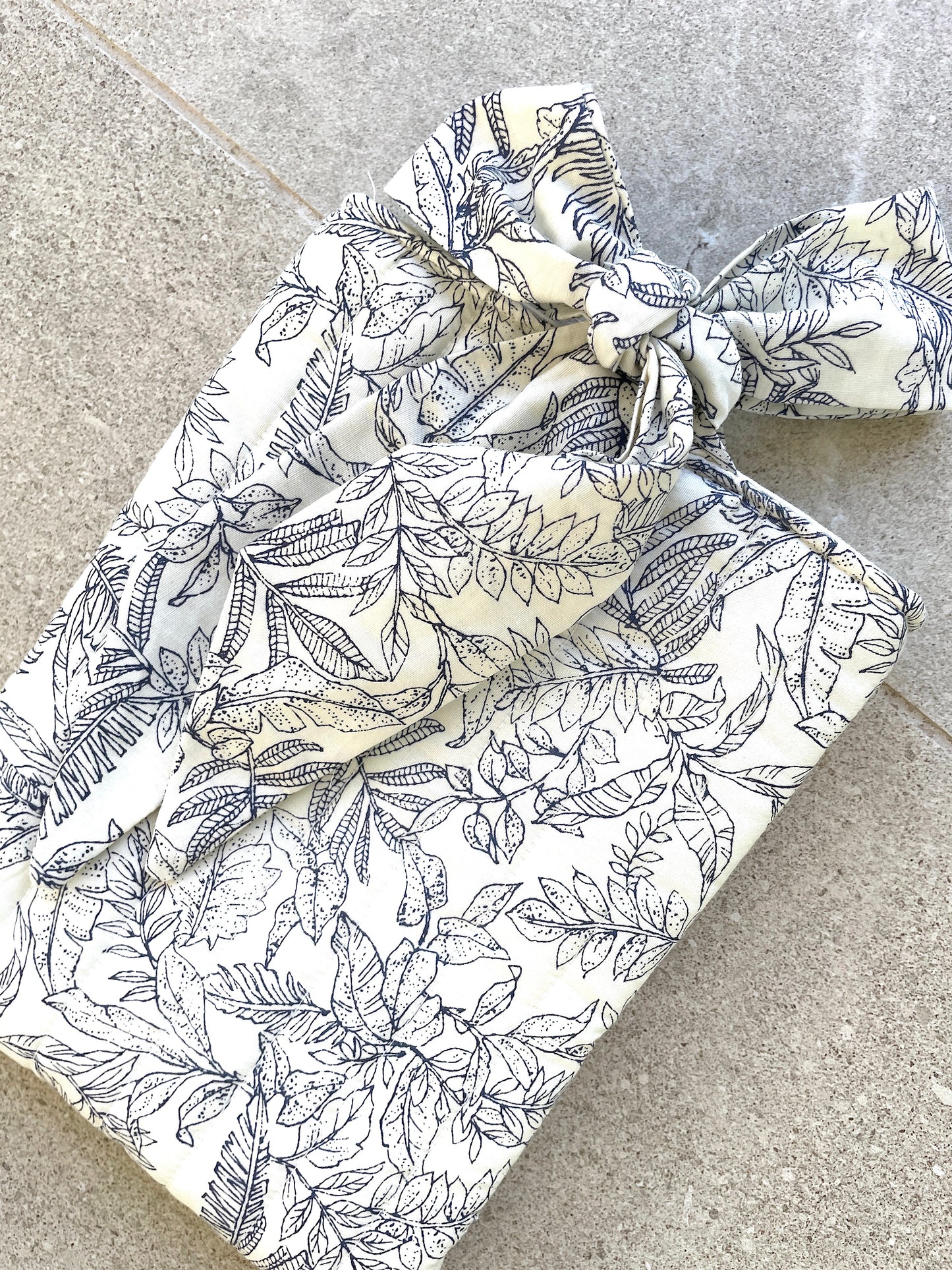 Quilted handmade bow pouch BF