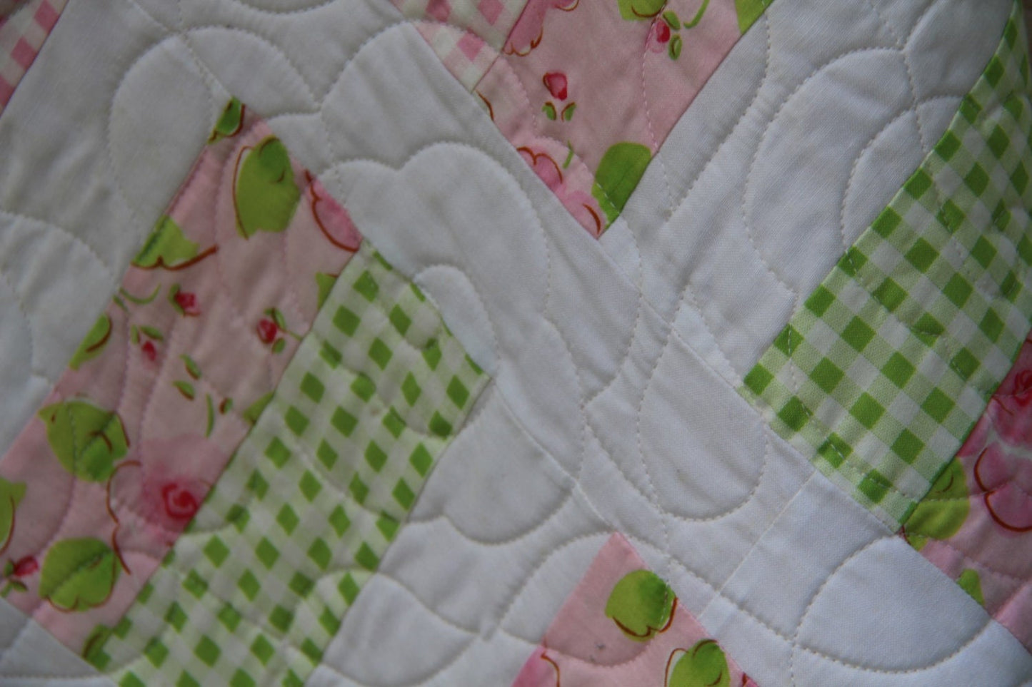 Simple Chic Quilt Pattern- Easy Pattern, PDF Quilt Pattern, Beginner Quilt pattern