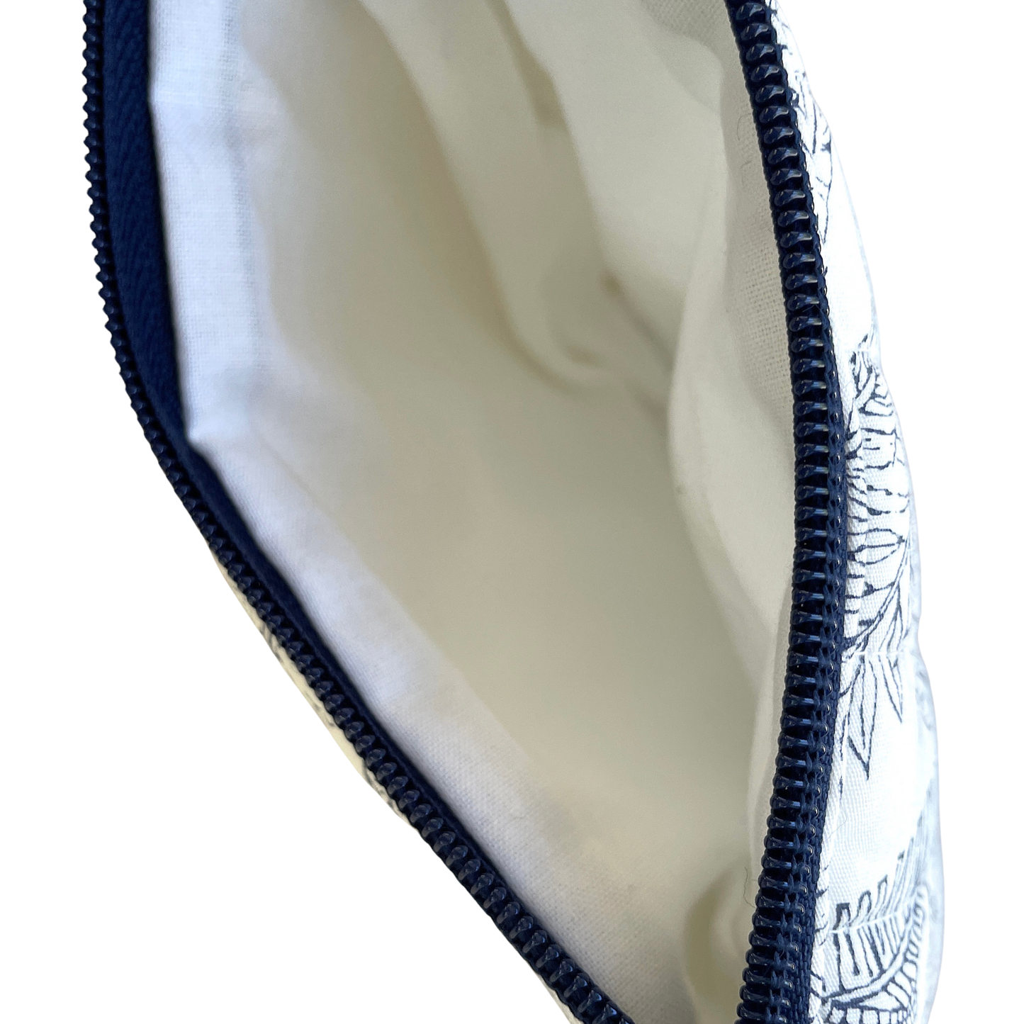 Quilted handmade zip book pouch BF