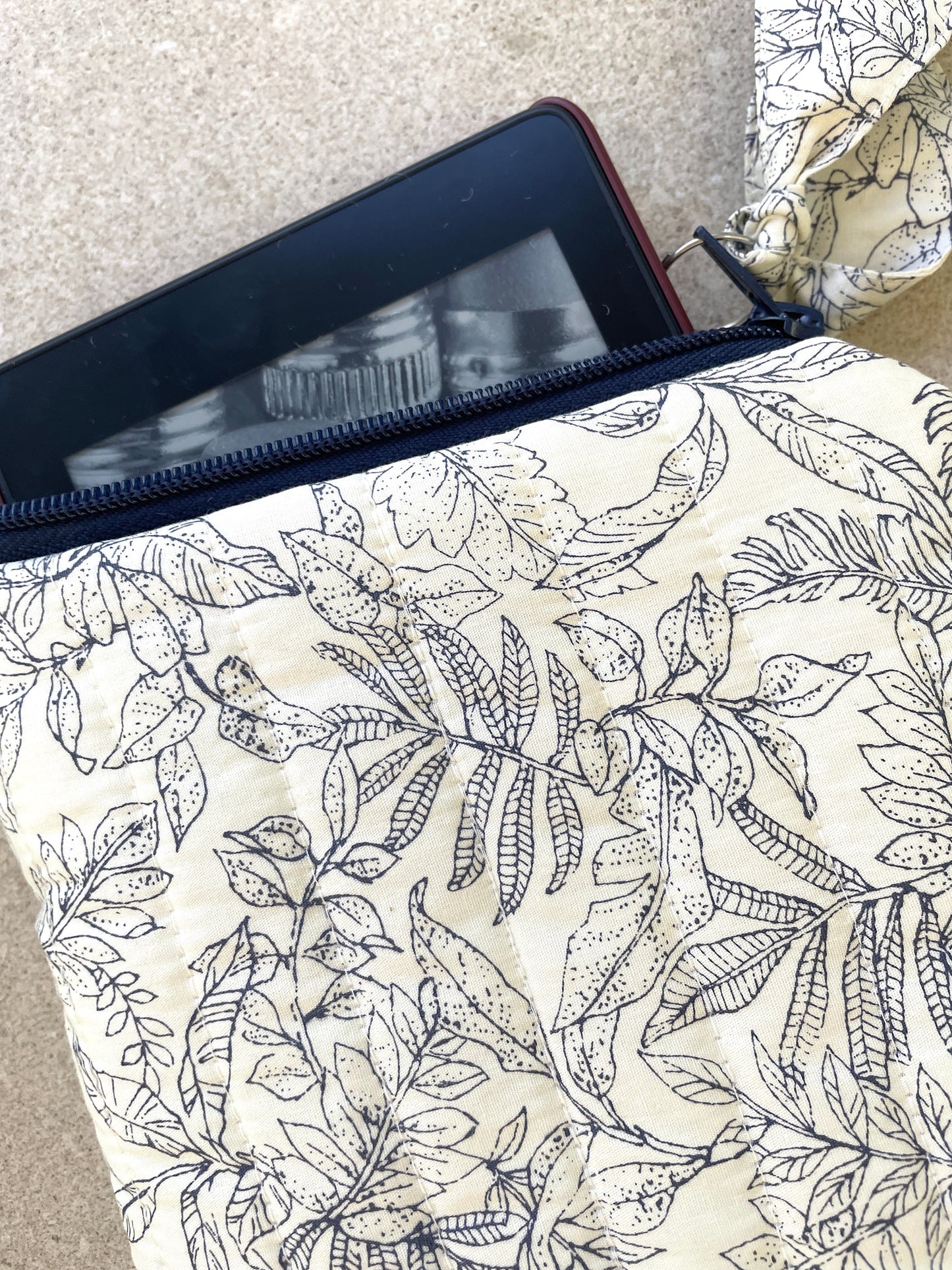 Quilted handmade zip book pouch BF