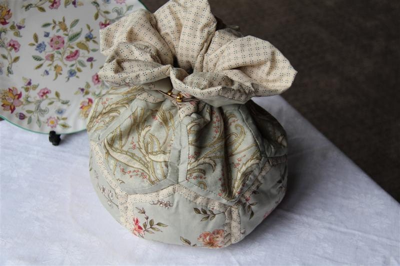 Sewing Hexagon Bag Pattern: Quilt-As-You-Go Project (PDF)