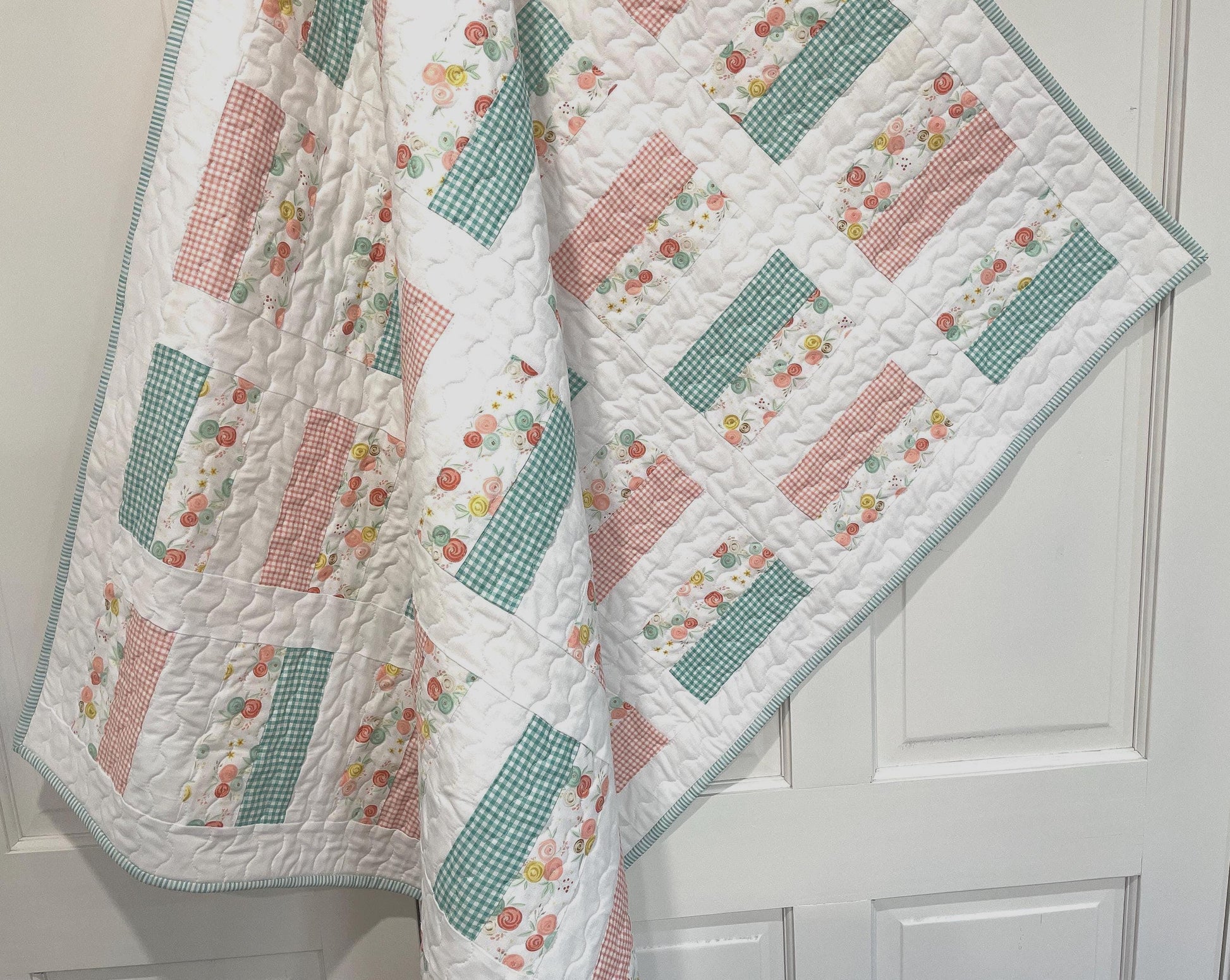 Easy Quilt Pattern in 4 sizes Simple sewing for Beginner quilters Multiple sizes Digital Download PDF baby quilt throw single queen