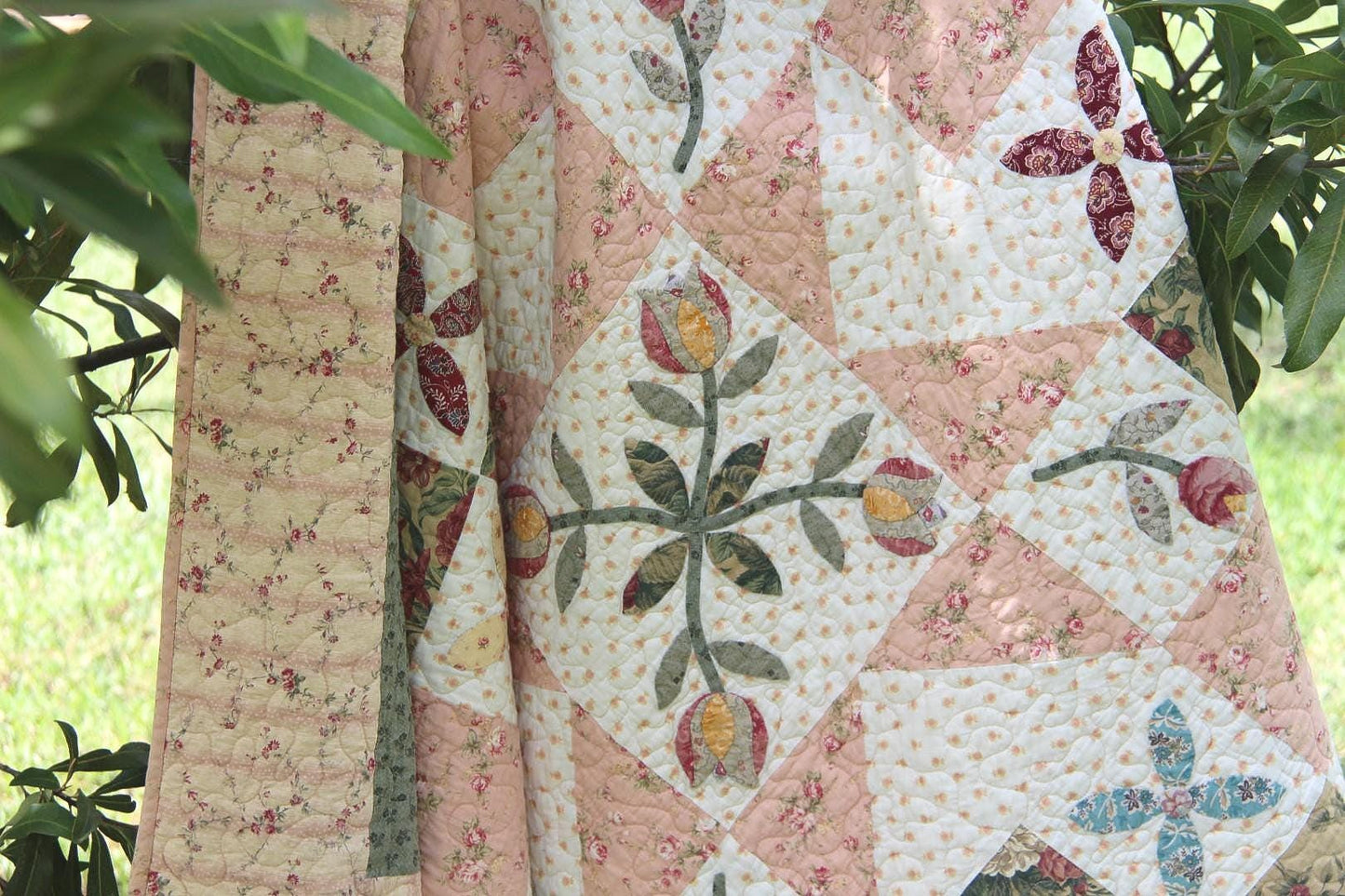 Quilt Pattern Tulip & Scrappy Fabric Design Multiple Sizes Confident Beginner to Advanced Quilter| Downloadable PDF tutorial