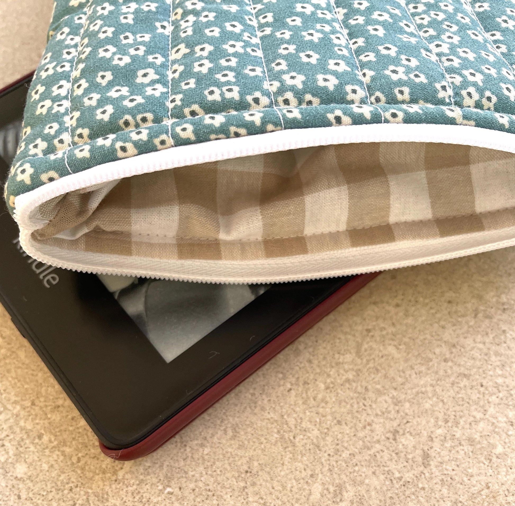 Quilted handmade kindle pouch ereader tablet fabric sleeve for book lover.