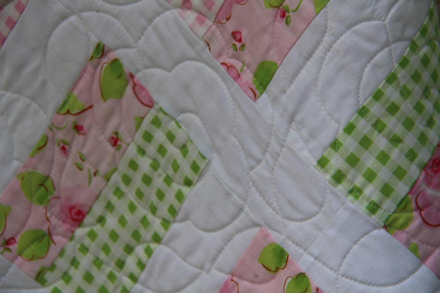 Simple Chic Quilt Pattern- Easy Pattern, PDF Quilt Pattern, Beginner Quilt pattern